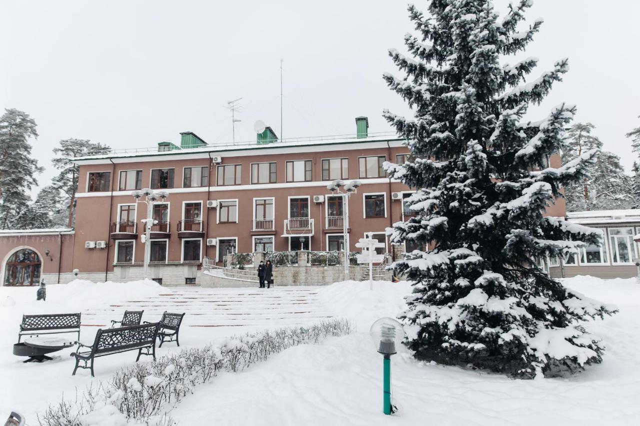 President Hotel Зеленогорск Екстериор снимка